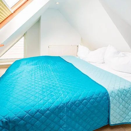 Bunte Villa, Whg Raeuberleiter *